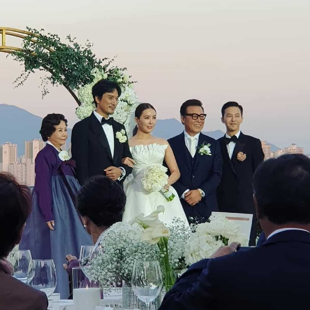 Sandara Park husband marriage