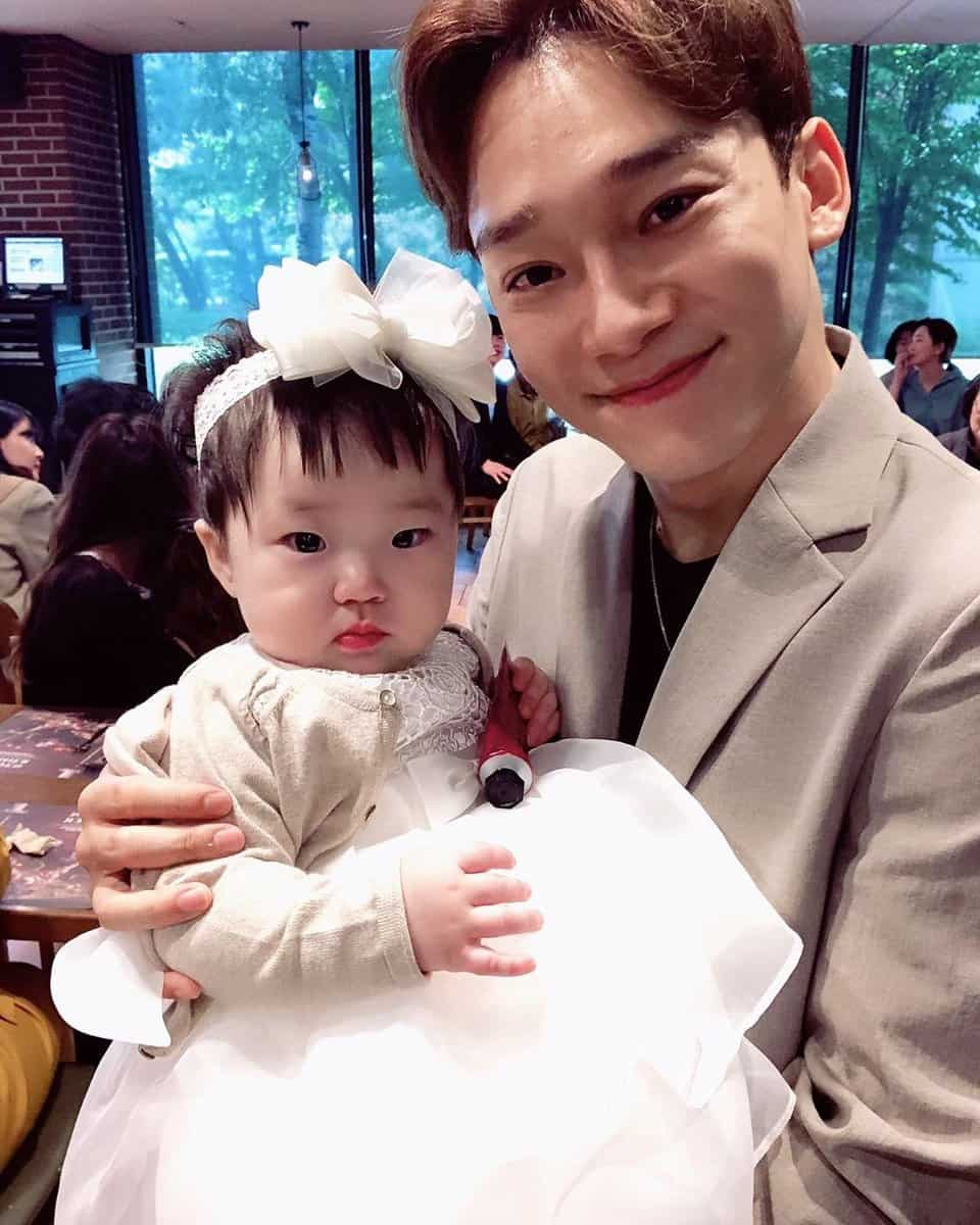 Chen EXO biography: Wife, baby, Instagram, age, photos and latest news