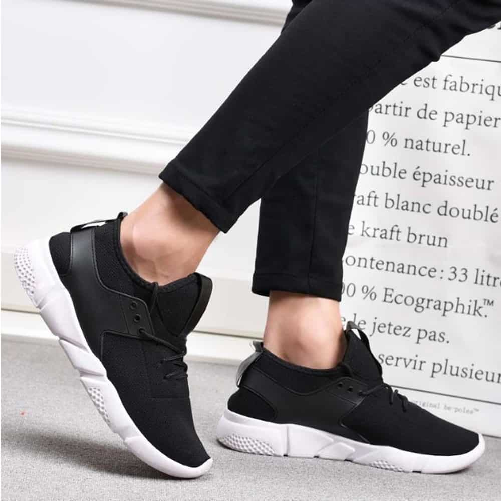 Angas! 4 Awesome men sneakers that are below P200 now online